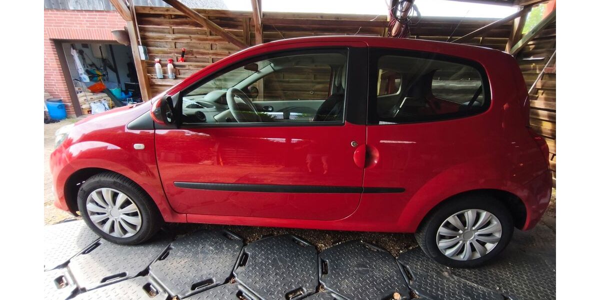 Renault Twingo 138.100 km 3.300 &euro; Erfde 24803