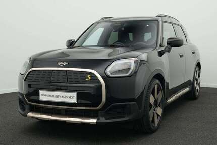 Mini Countryman SE All4 9.469 km 40.347 &euro; München 80788