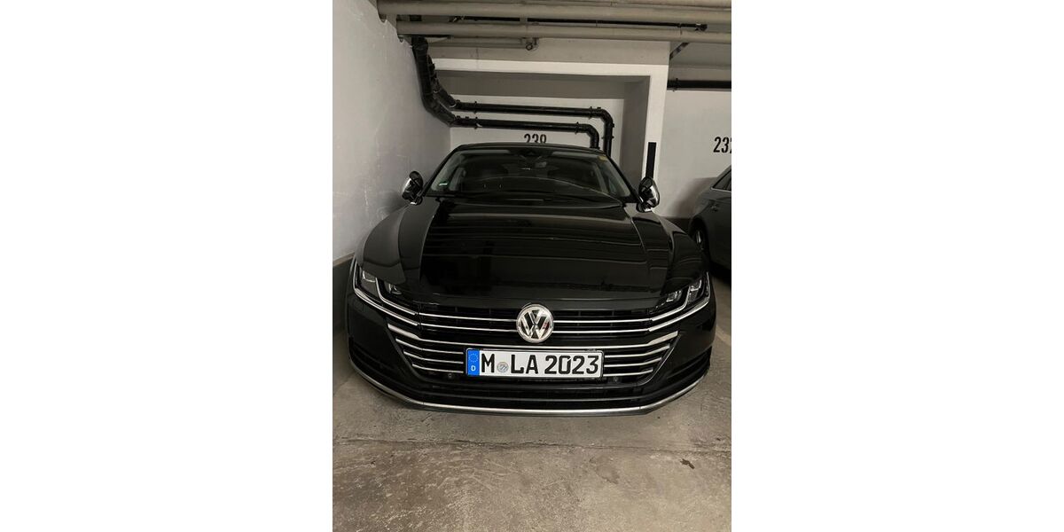 VW Arteon 190.000 km 22.000 &euro; München 81925
