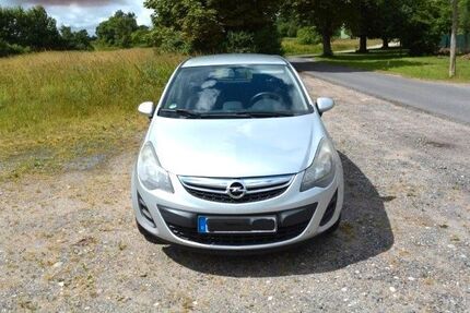 Opel Corsa 135.965 km 4.400 &euro; Bergen 18528