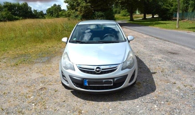 Opel Corsa 135.965 km 4.400 &euro; Bergen 18528