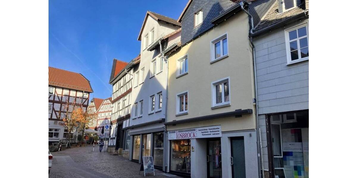 Helle 3-ZKB-Wohnung in einem charmanten 3-Familienhaus in der malerischen Stadt Fritzlar 3 zimmer