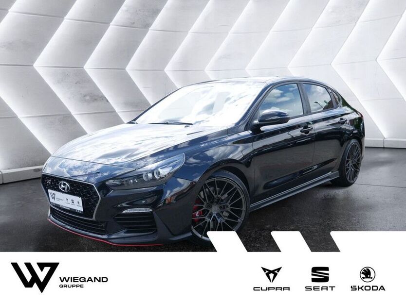 i30