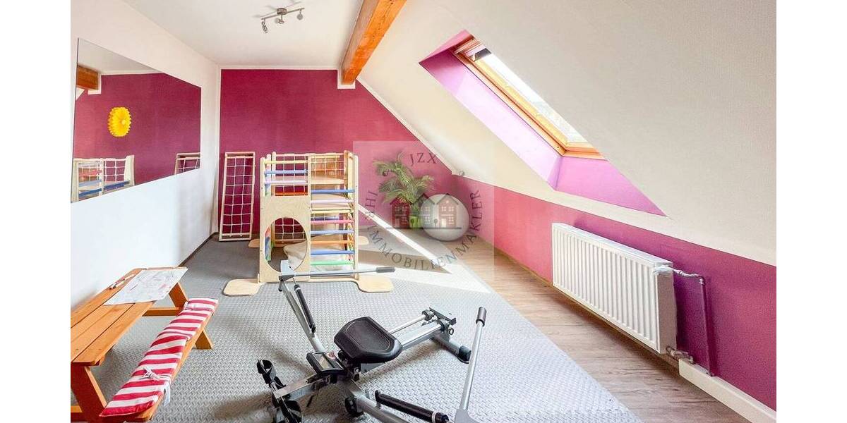 Reihenmittelhaus Bad Schmiedeberg - 7 Zimmer, 270 m&sup2;, 219.000&euro; | Angebot:25692297
