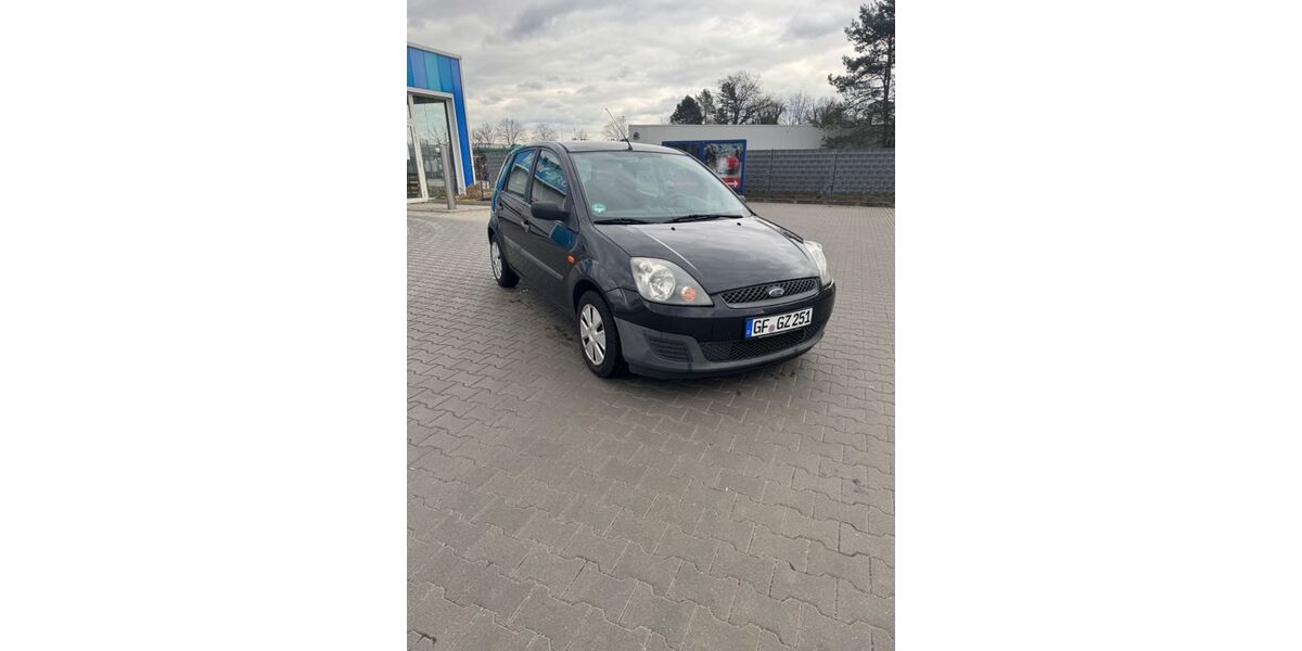 Ford Fiesta 171.000 km 1.500 &euro; Gifhorn 38518