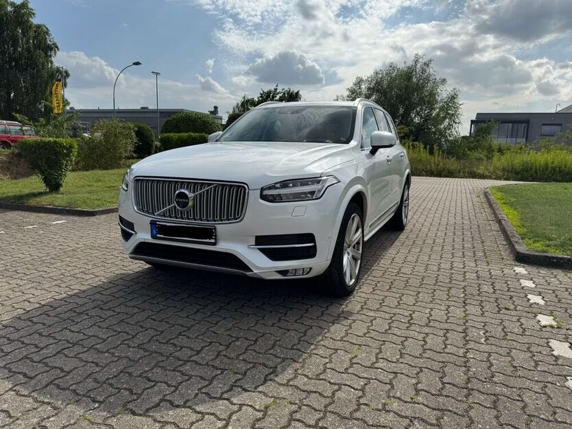 XC90