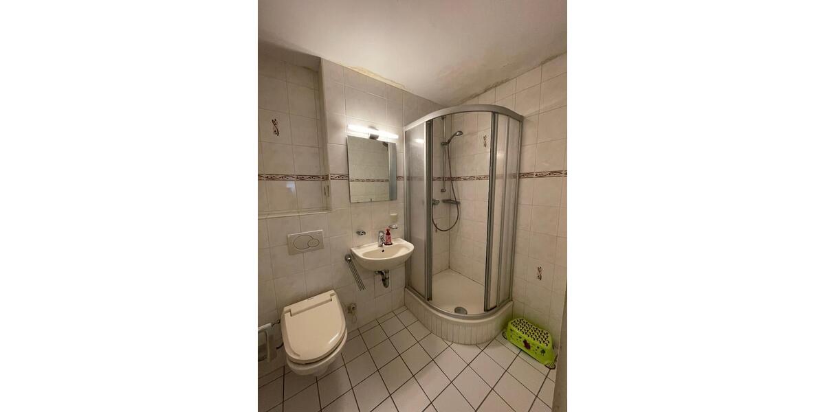 Etagenwohnung Waldkirch - 3 Zimmer, 84 m&sup2;, 1.100&euro; | Angebot:26267584