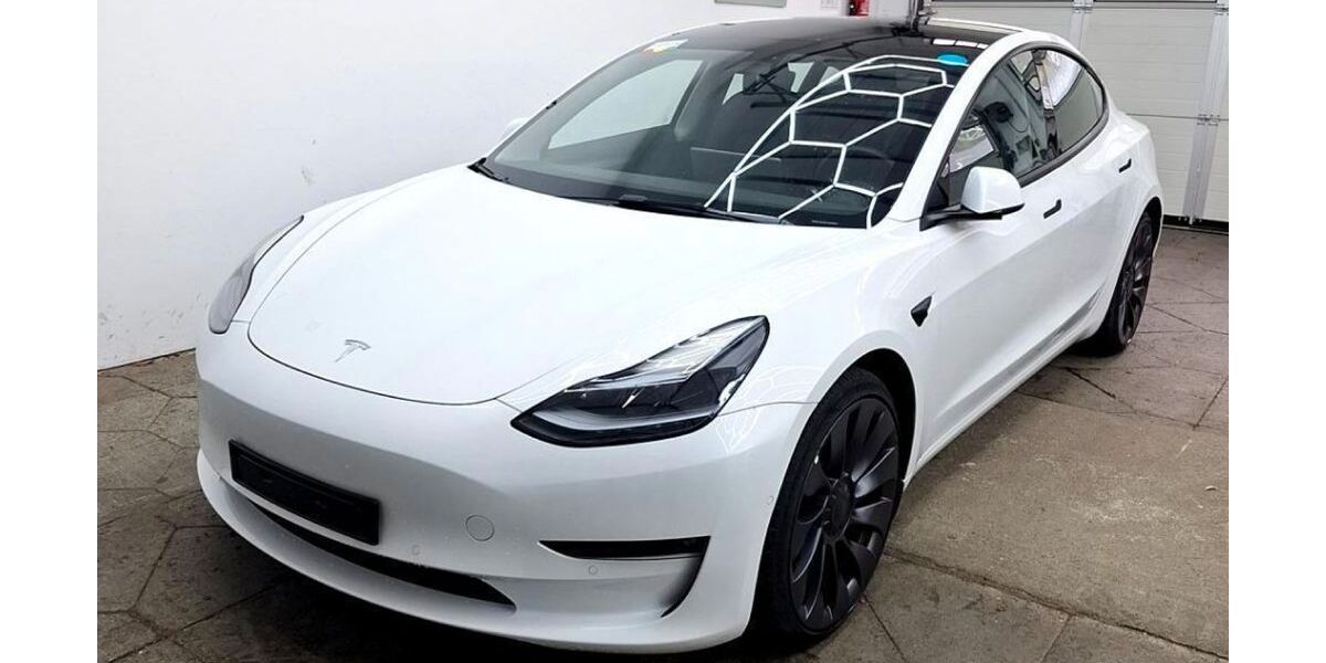 Tesla Model 3 54.000 km 35.890 &euro; Helmstedt 38350