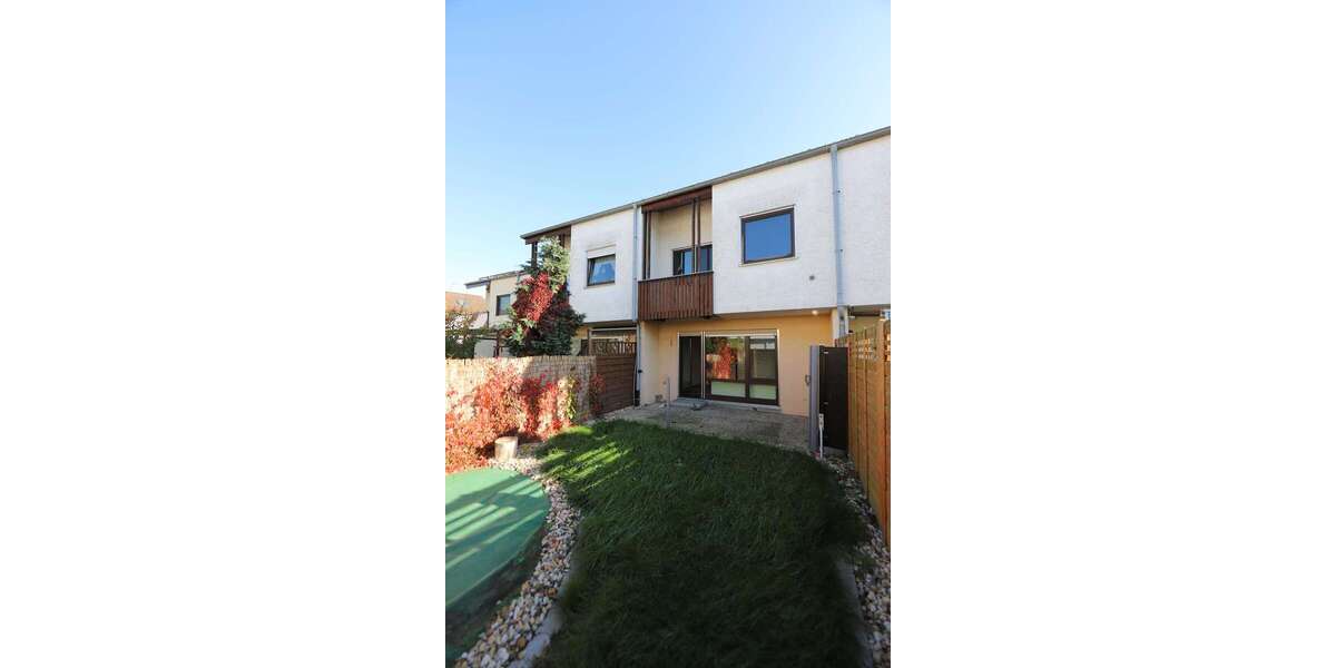 Charmantes Reihenmittelhaus mit Garten, Balkon, Garage und Keller in Großkugel 5 zimmer