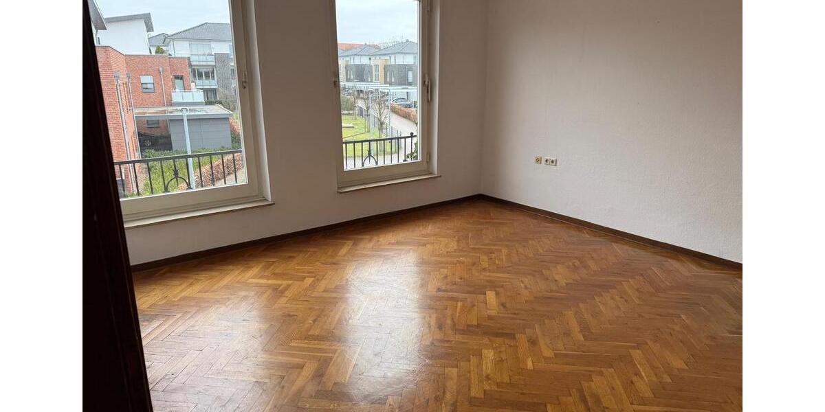 Villa Lohne (Oldenburg) - 9 Zimmer, 300 m&sup2;, 820.000&euro; | Angebot:26745362