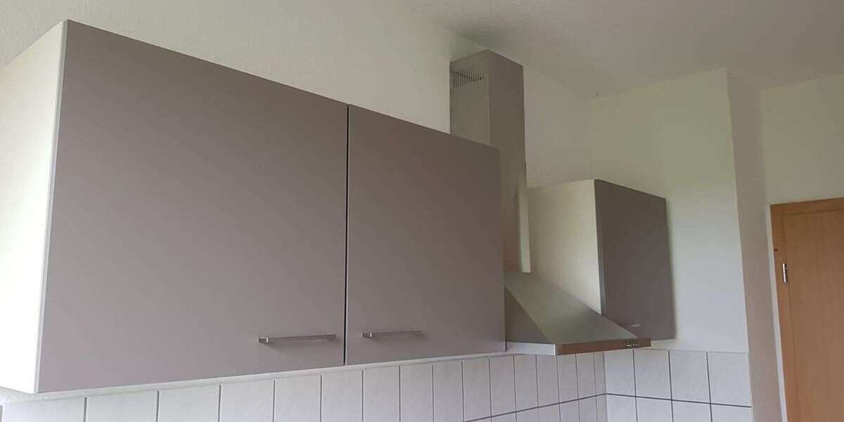 NEU - frisch renovierte 3 Zimmer mit Balkon und Einbauküche! Flexibel ab 6 Monate zu vermieten. - Appartement Annaburg | Angebot:17600958