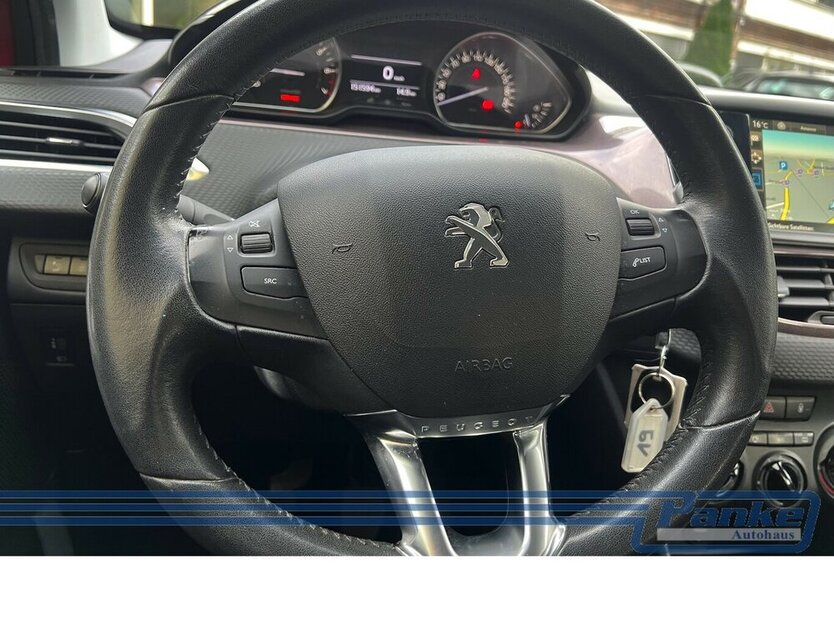 Peugeot 2008 Active*AHK*Navi*Klima*PDC*1-Hand*Chrom* 149.870 km 6.490 € Berlin 13187