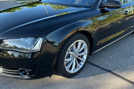 Audi A8 220.200 km 18.800 &euro; Hallbergmoos 85399