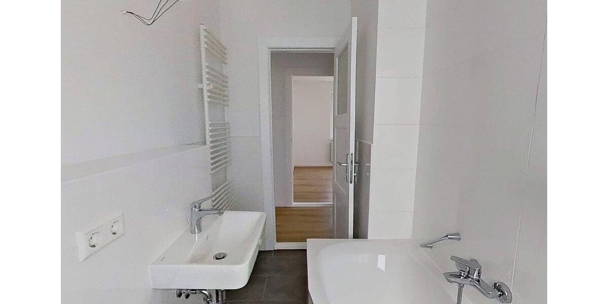 Etagenwohnung Nordenham - 3 Zimmer, 53 m&sup2;, 370&euro; | Angebot:26058516