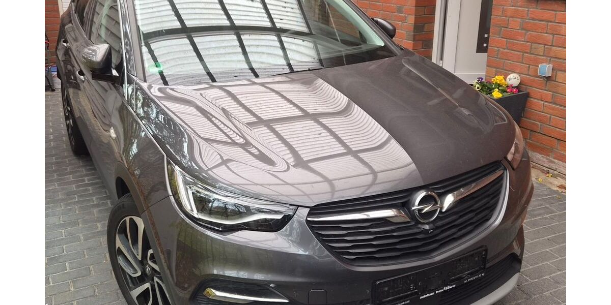 Opel Grandland (X) 200.000 km 9.200 &euro; Emden 26725