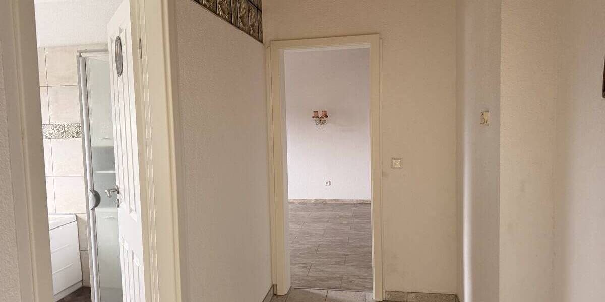 Mehrfamilienhaus, Wohnhaus Schiffweiler - 6 Zimmer, 184 m&sup2;, 265.000&euro; | Angebot:26290831