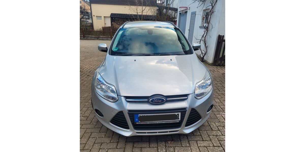 Ford Focus 145.000 km 5.200 &euro; Montabaur 56410