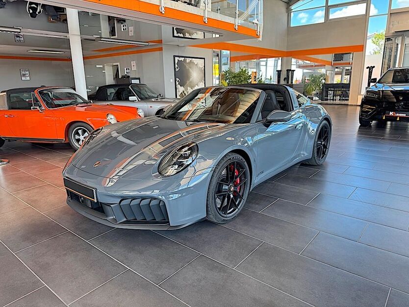 992