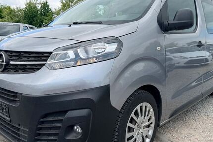 Opel Vivaro 213.000 km 13.950 &euro; Mittenwalde 15749
