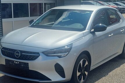 Opel Corsa e Elegance NAVI Klimautomatik Automatik 29.000 km 15.998 € Landau 76829