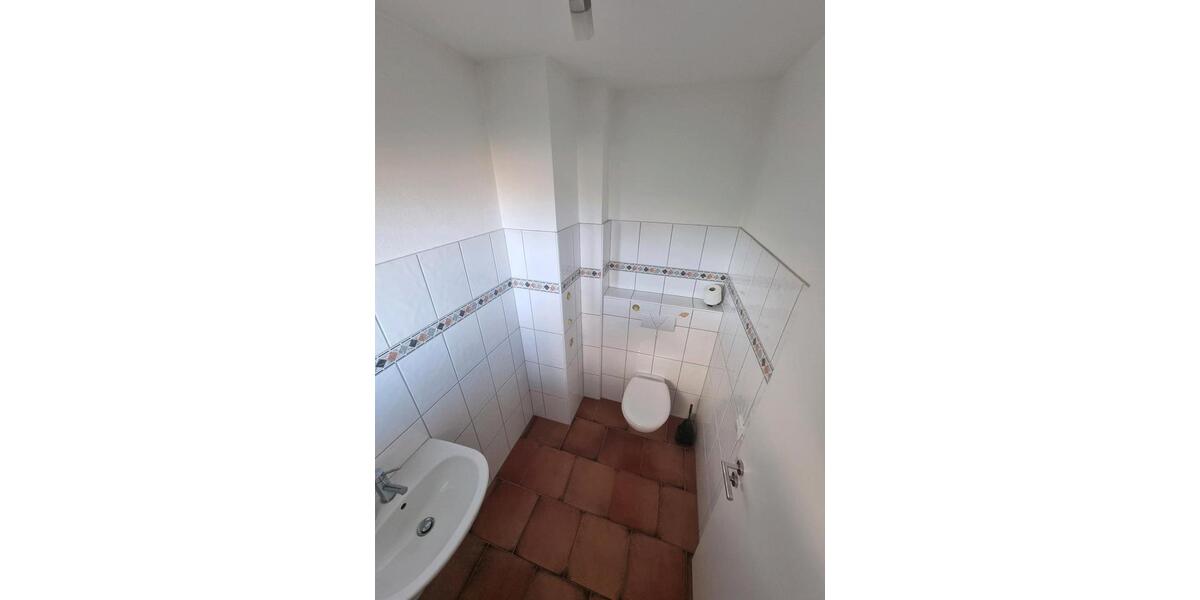 Doppelhaushälfte Neuenrade - 5 Zimmer, 168 m&sup2;, 225.000&euro; | Angebot:27151306