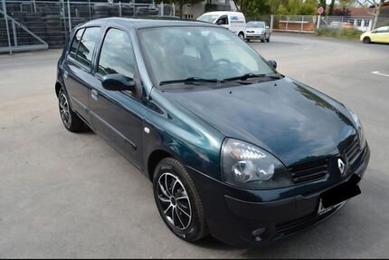 Renault Clio 120.000 km 2.100 &euro; Üchtelhausen 97532