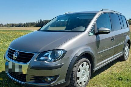 VW Touran 159.600 km 8.850 &euro; Bad Endorf 83530