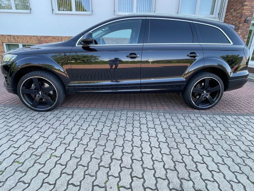 Audi Q7 198.497 km 14.699 € Schönebeck/Elbe 39218