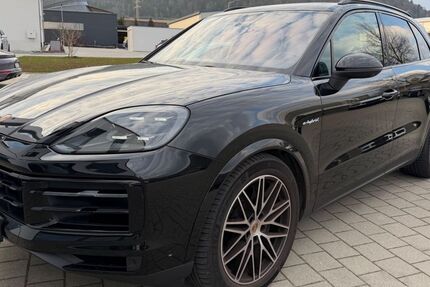 Porsche Cayenne 50.000 km 90.000 &euro; Rietheim-Weilheim 78604
