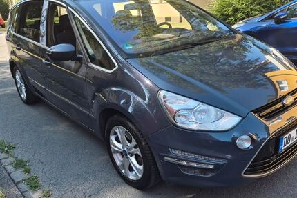Ford S-Max 162.000 km 5.399 &euro; Dortmund 44357
