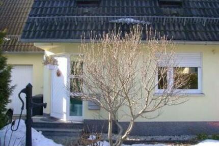 Haus Chemnitz Röhrsdorf - 6 Zimmer, 140 m&sup2;, 1.450&euro; | Angebot:24839038