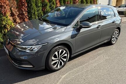 VW Golf 80.991 km 20.900 € Mengerskirchen 35794