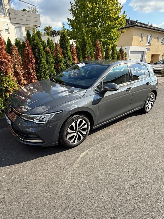 VW Golf 80.991 km 20.900 € Mengerskirchen 35794