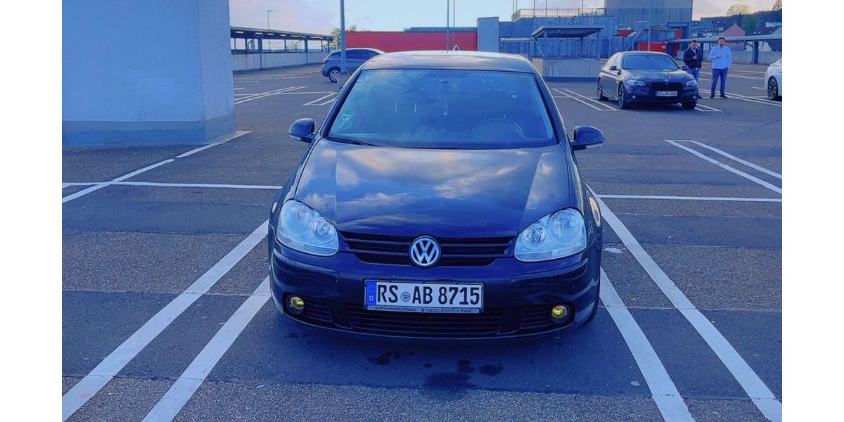 VW Golf 170.000 km 3.300 &euro; Remscheid 42853
