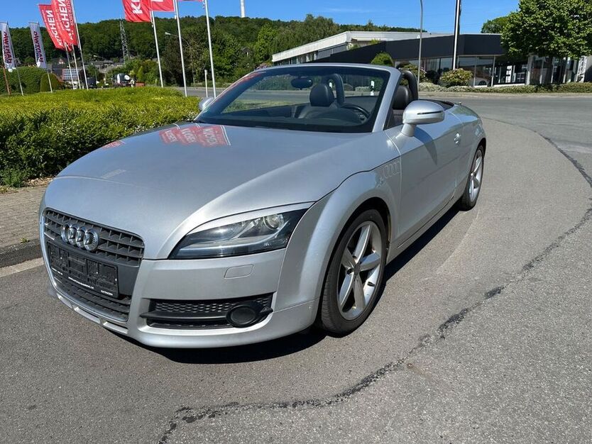 TT