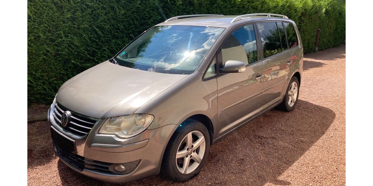 VW Touran 310.000 km 2.000 &euro; Callenberg 09337