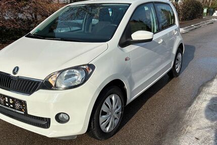 Skoda Citigo 93.500 km 5.299 &euro; München 81739