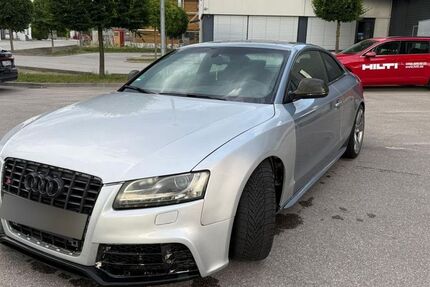 Audi A5 360.000 km 2.490 &euro; Rosenheim 83026