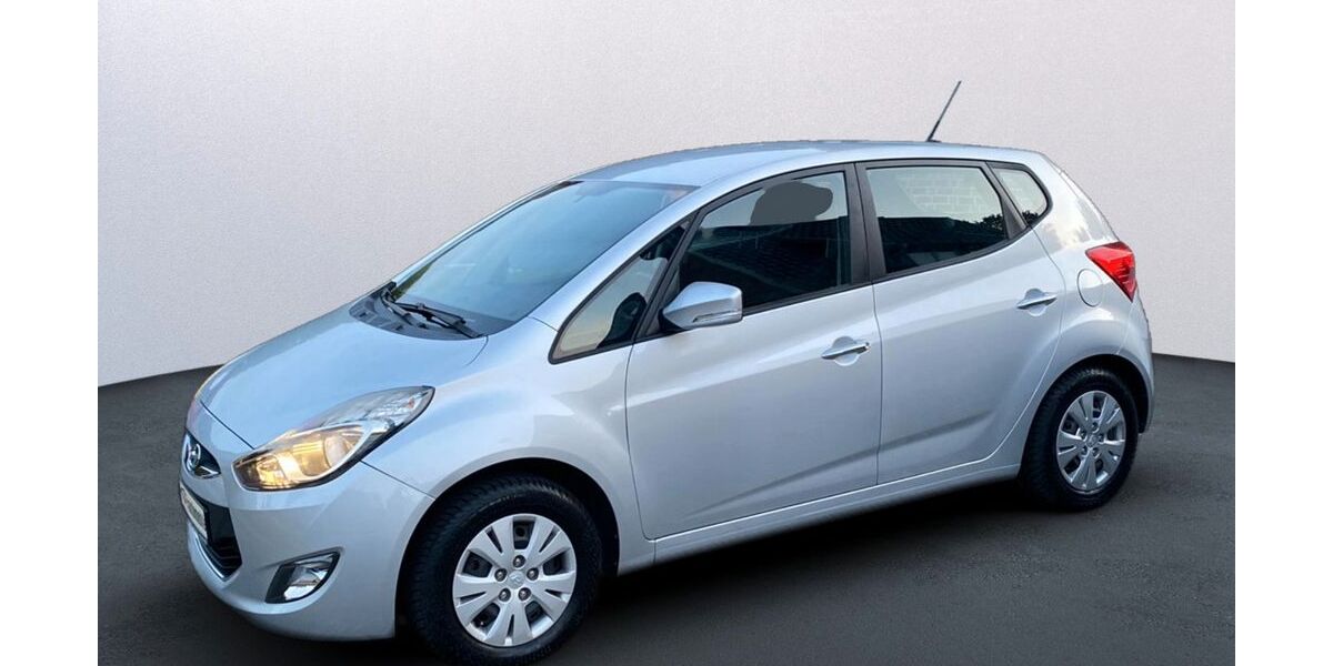 Hyundai ix20 22.375 km 7.999 &euro; Hohn 24806