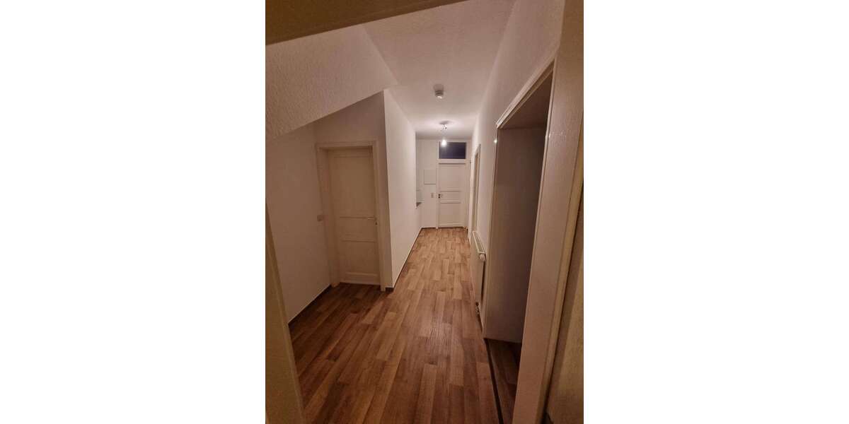 Etagenwohnung Nossen - 2 Zimmer, 72 m&sup2;, 450&euro; | Angebot:25541927