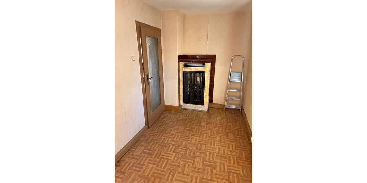 Etagenwohnung Pockau-Lengefeld Nennigmühle - 5 Zimmer, 58 m&sup2;, 25.000&euro; | Angebot:27222691
