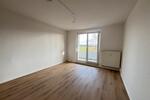 Etagenwohnung Riesa - 3 Zimmer, 61 m&sup2;, 450&euro; | Angebot:24987014