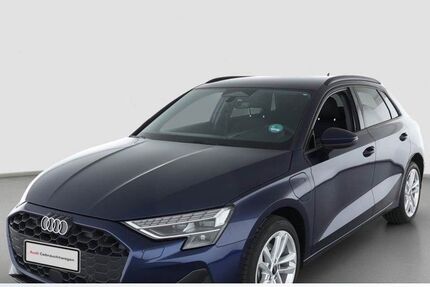 Audi A3 5.742 km 32.930 &euro; Saal a.d. Donau 93342