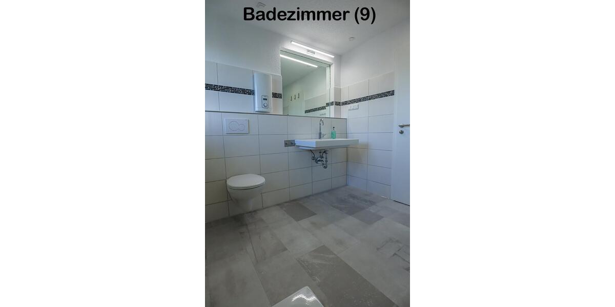 Dachgeschoßwohnung Essen Stadtbezirk IV - 5 Zimmer, 125 m&sup2;, 1.480&euro; | Angebot:24695130