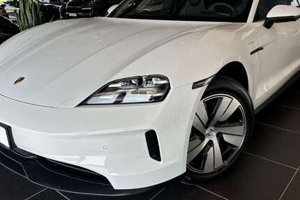 Porsche Taycan 8.900 km 89.900 &euro; Hilzingen 78247