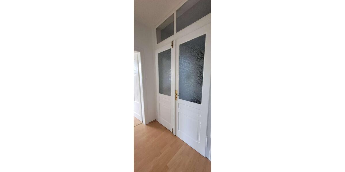Etagenwohnung Arnstadt - 3 Zimmer, 91 m&sup2;, 720&euro; | Angebot:26211575