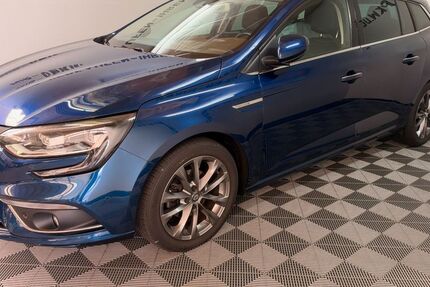 Renault Megane 107.594 km 7.300 &euro; Fulda 36043