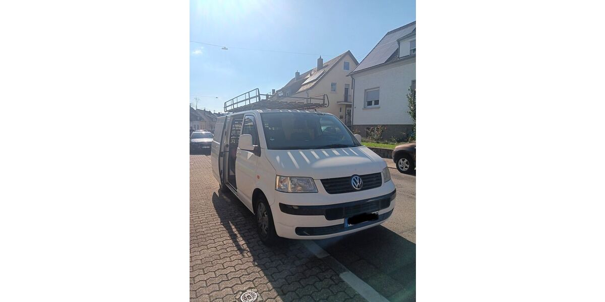 VW T5 Transporter 214.500 km 11.800 &euro; Püttlingen 66346