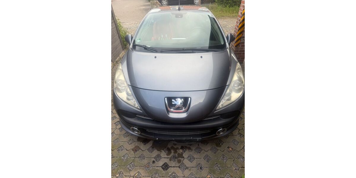 Peugeot 207 120.000 km 2.100 &euro; Bad Bentheim 48455