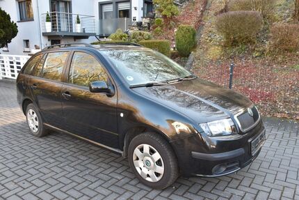 Skoda Fabia 201.000 km 1.490 &euro; Trimbs 56753